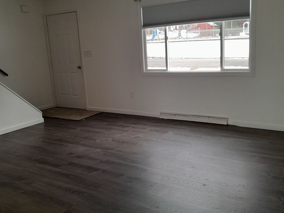 1st image of 114 E Christie Ave