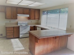 4588 Seawind Dr, Sacramento, CA 95838