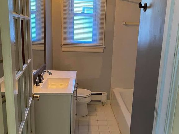 4th image of 27509 Long St