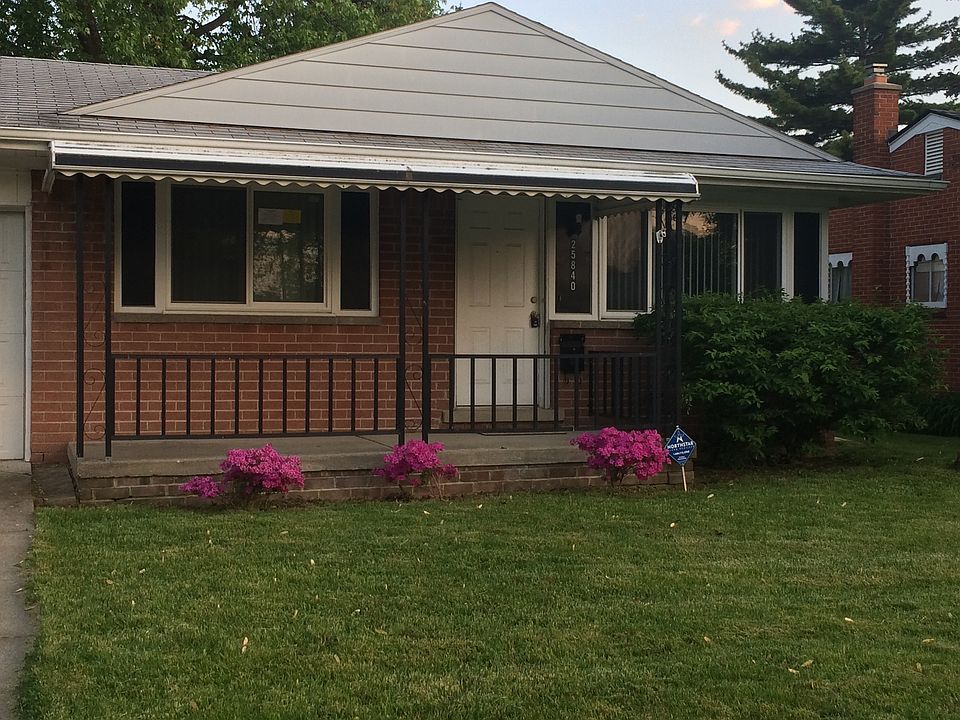 2nd image of 25840 Thomas Dr