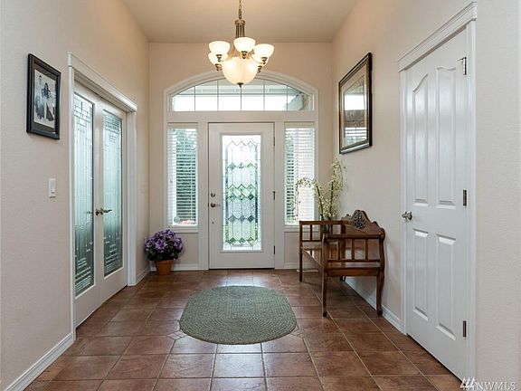 3rd image of 724 Alma Ln SE