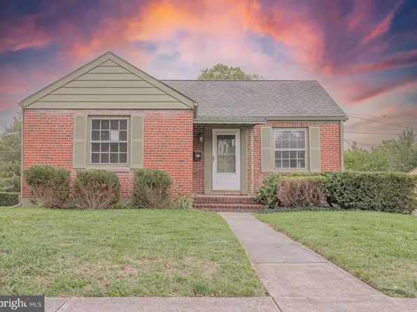 426 S Tennessee Ave, Martinsburg, WV 25401