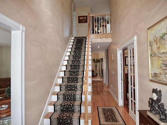 3rd image of 208 Marina Dr #18
