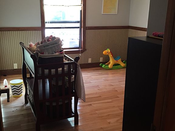 2nd image of 165 El Pino Dr