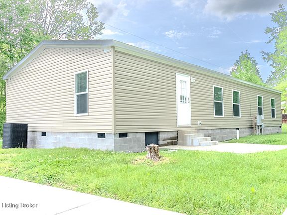 2nd image of 111 Spring Meadow Cir
