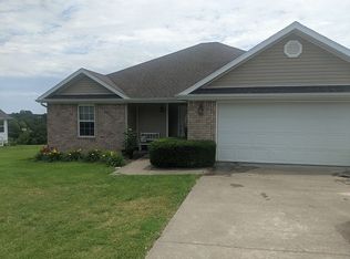 248 Madison 8731 St #8731, Huntsville, AR 72740