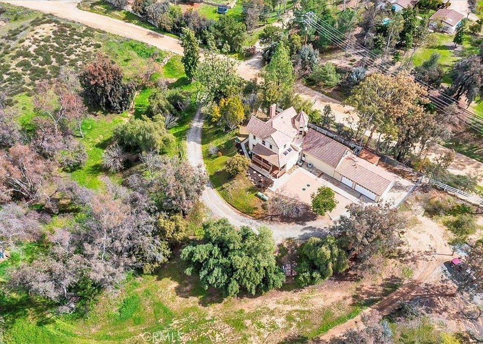1st image of 39695 Camino Del Vino