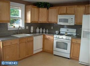 69 W Center Ave, Maple Shade, NJ 08052