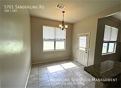 4th image of 5701 Sanderling Rd