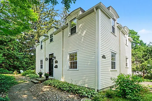 171 Minto Pl Photo 1