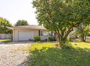 8640 N Highway Vv, Columbia, MO 65202