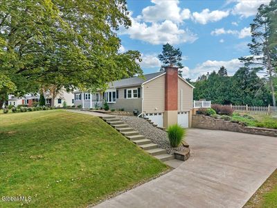 9 Belmonte Lane, Clifton Park, NY, 12065