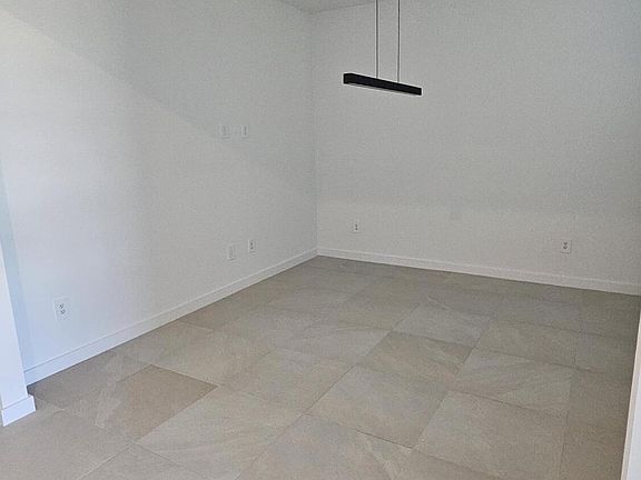 2nd image of 5351 SE Cable Dr