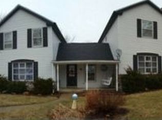 819 Cherry St, Hopedale, IL 61747
