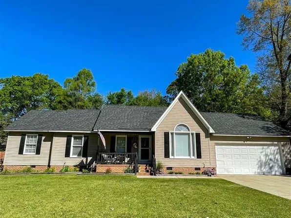 731 Woodcreek Dr, Hartsville, SC 29550