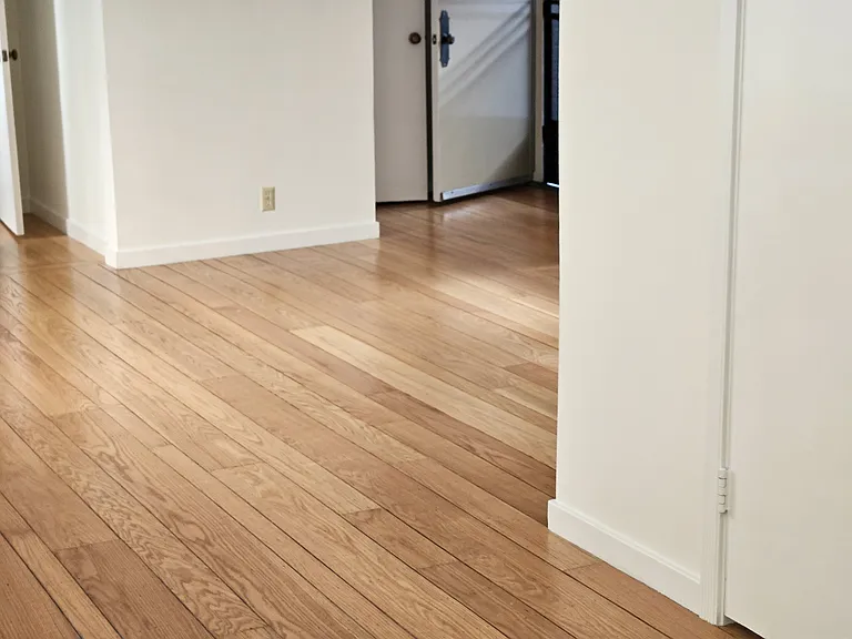1935 Clay St #302 — Photo 7
