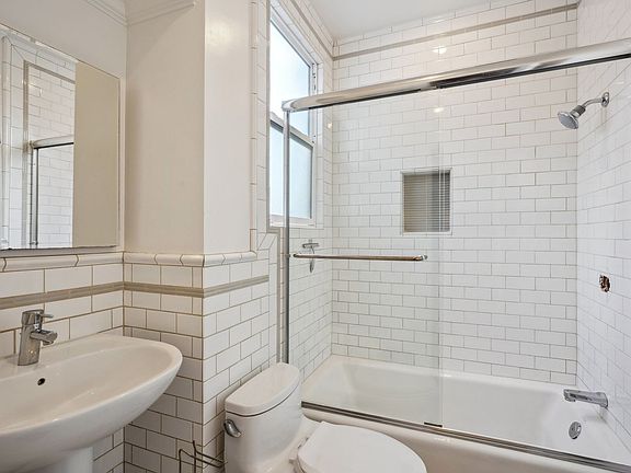 4th image of 45 Whitney St #4