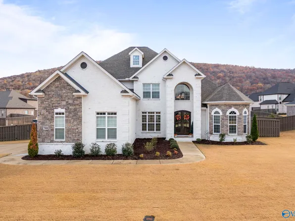 7900 Farm Meadow Dr, Owens X Rds, AL 35763