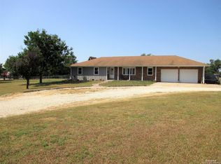 332 S Woodward Rd, Salina, KS 67401