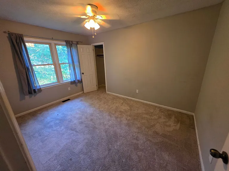 774 Old Lucas Creek Rd — Photo 7