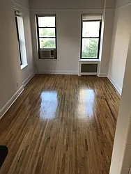 Rented by Metropolis Real Estate of Manhattan