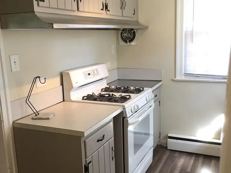 Kitchen 3