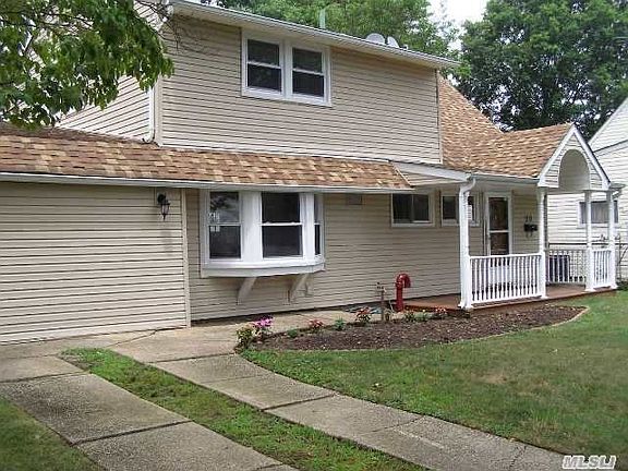 2nd image of 99 Hearth Ln