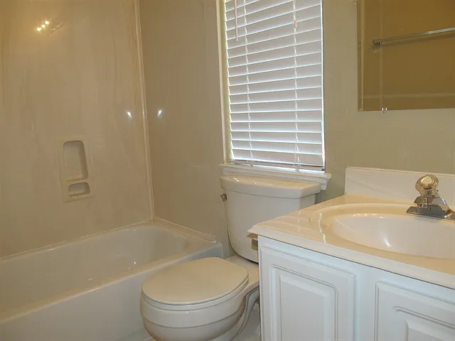 17507 Whispering Star Ct — Photo 19