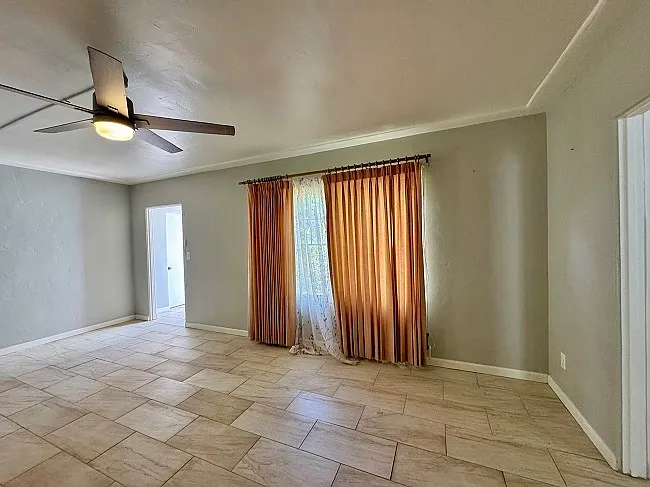 633 S 8th Ave — Photo 3
