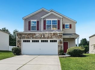 9407 Abney Ct, Charlotte, NC 28227