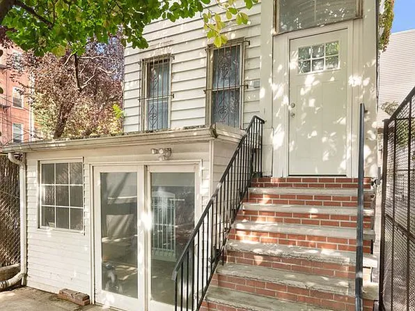 197 N 5th St, Brooklyn, NY 11211
