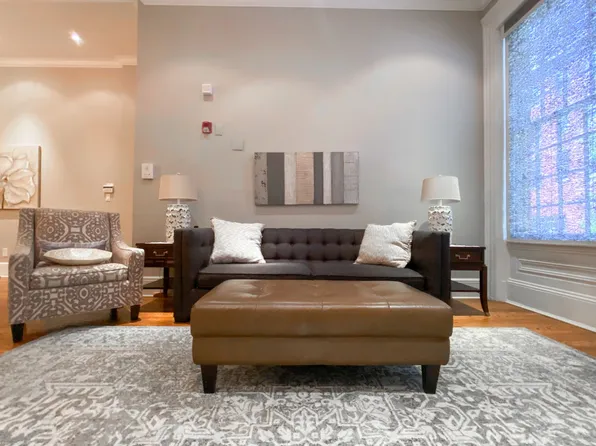 1626 Spruce St #1, Philadelphia, PA 19103