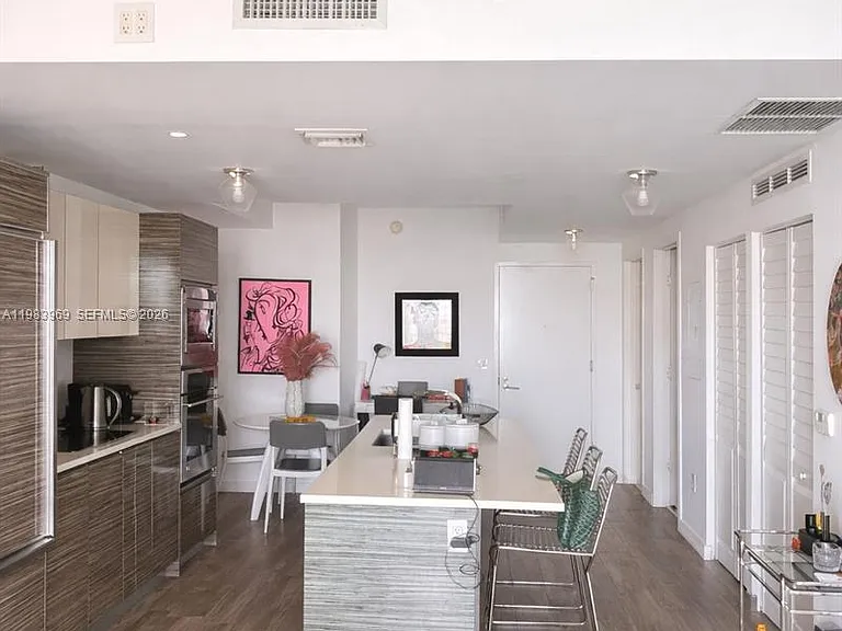 460 NE 28th St #2807 — Photo 4