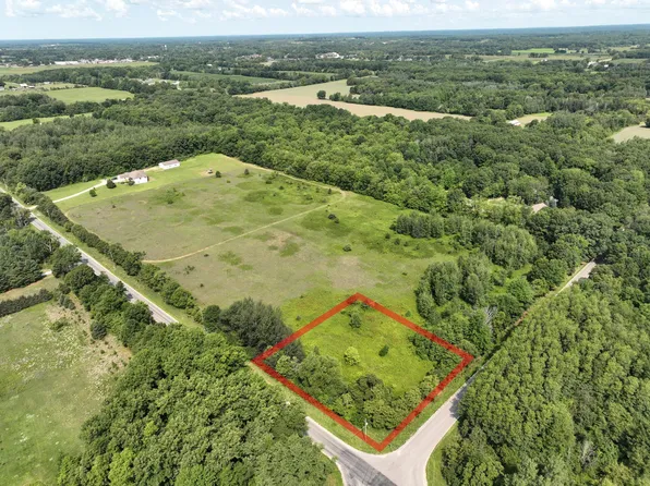 791 E 128th St, Grant, MI 49327