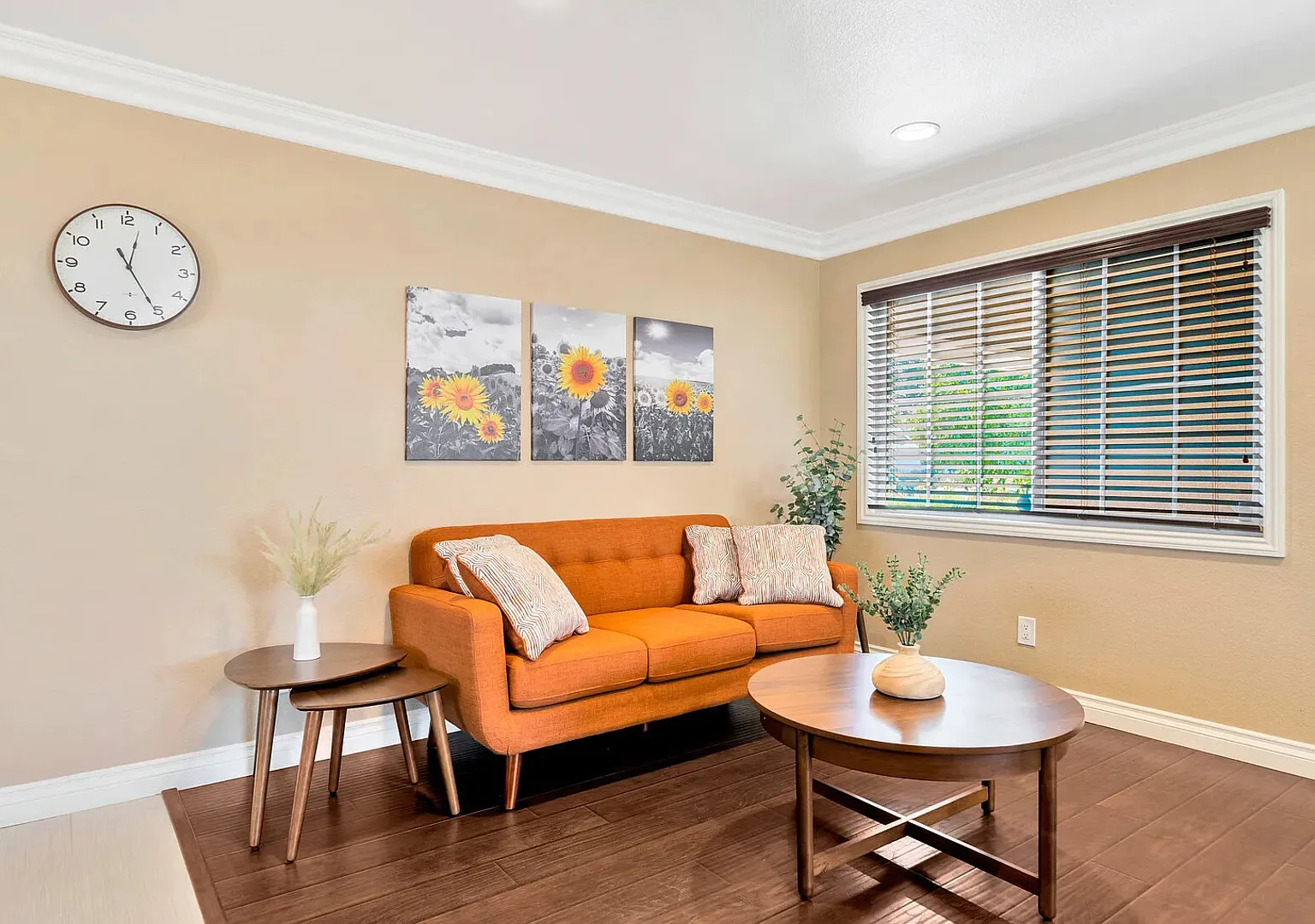 13341 Cromwell Dr — Photo 2