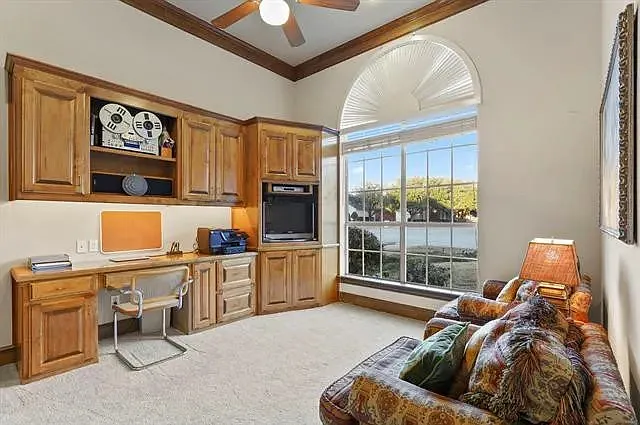5327 Willow Wood Ln — Photo 2