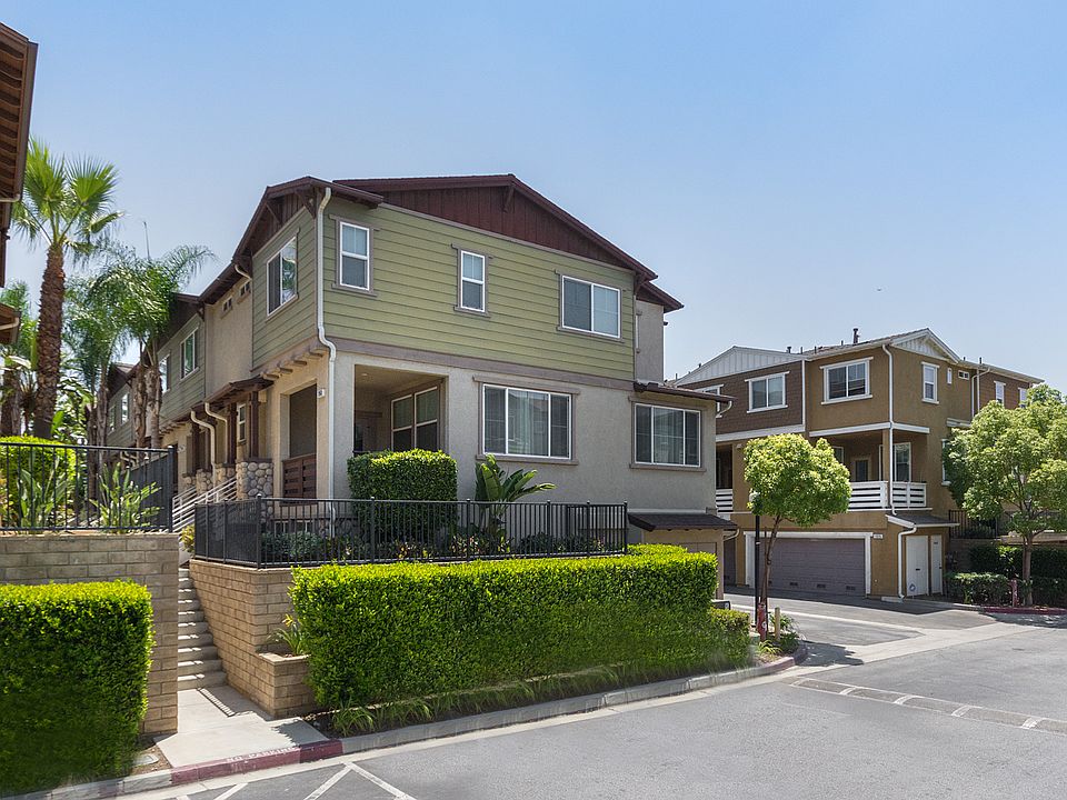 1st image of 1956 Oakwood Way