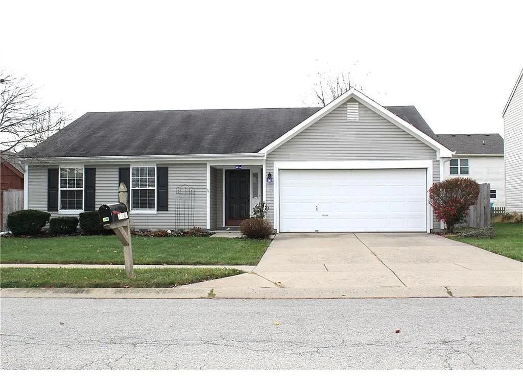 10741 Sedgegrass Dr photo 1