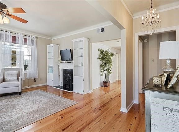 5th image of 3631 Nashville Ave