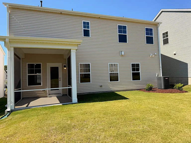 648 Morning Light Dr — Photo 16