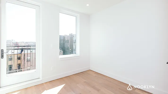 Rented by Nooklyn NYC LLC | media 19
