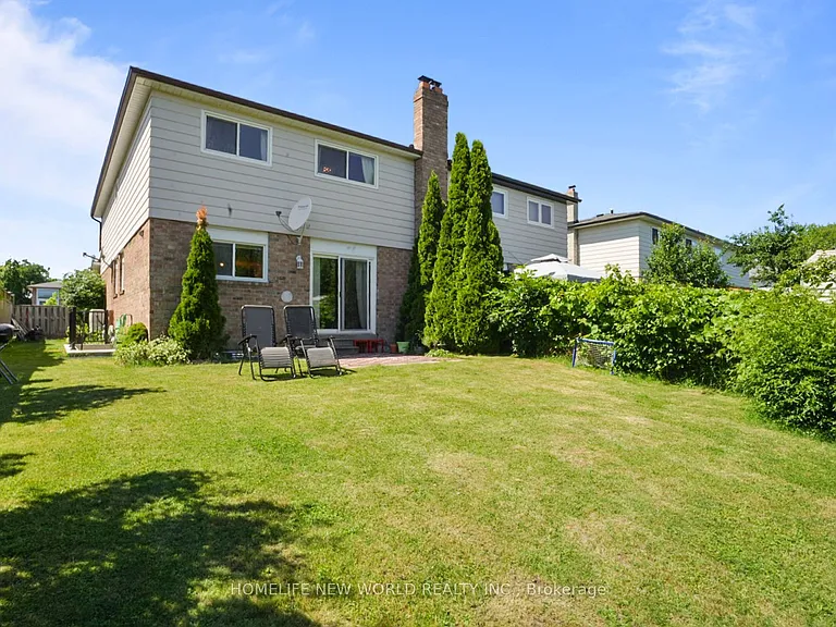 458 Appledore Cres #UPPER — Photo 17