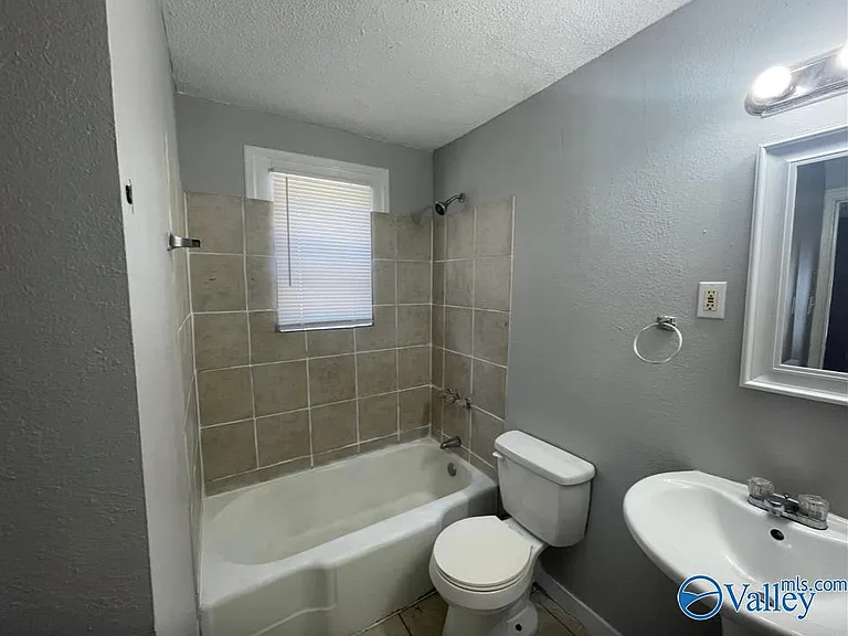 425 W Tennessee St #M — Photo 6