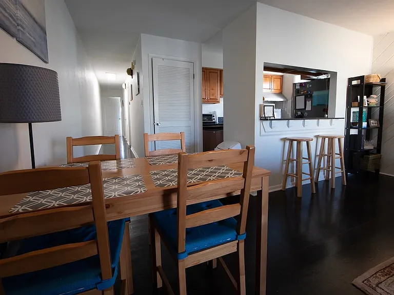 736 W Ocean View Ave #D — Photo 8