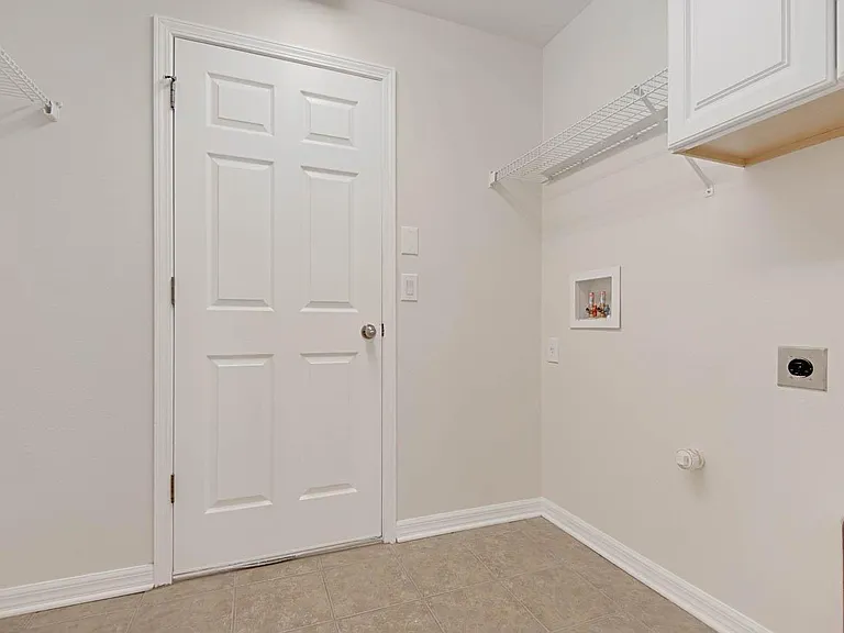 7142 Forest Mere Dr — Photo 23