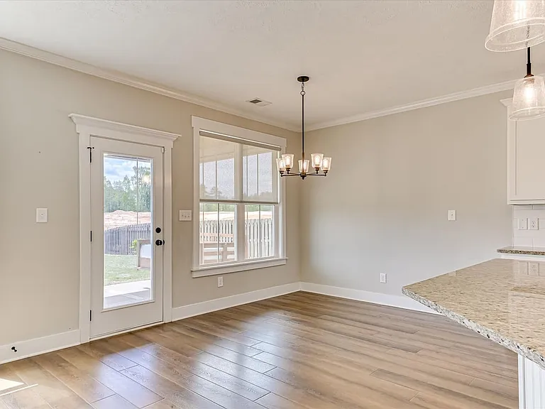 419 Barrow Ln — Photo 11