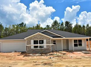 755 Bluff Rd, Jesup, GA 31545