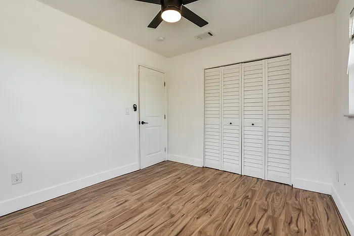 744 Forester Ave — Photo 15