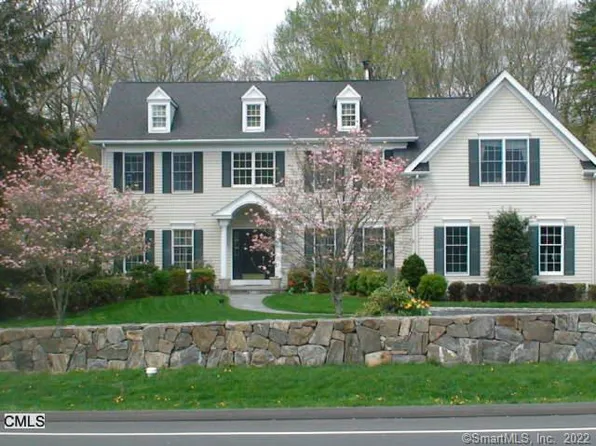 368 Hoyt St, Darien, CT 06820