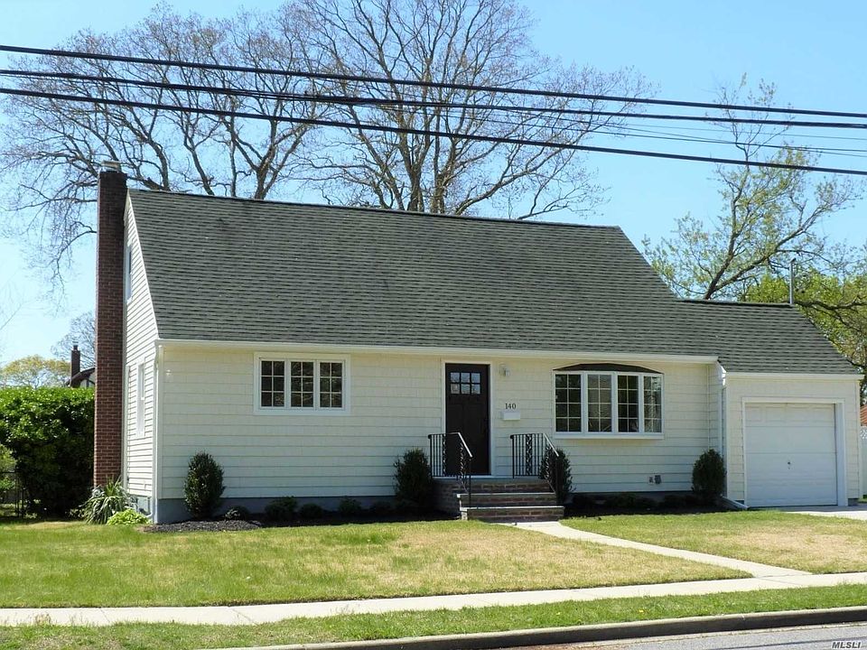 1st image of 140 N Suffolk Ave
